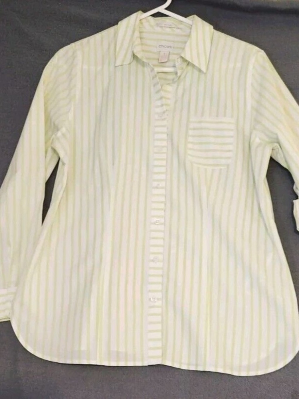 Chicos Shirt Women’s L White Green Striped No Iron 100% Cotton Button Up